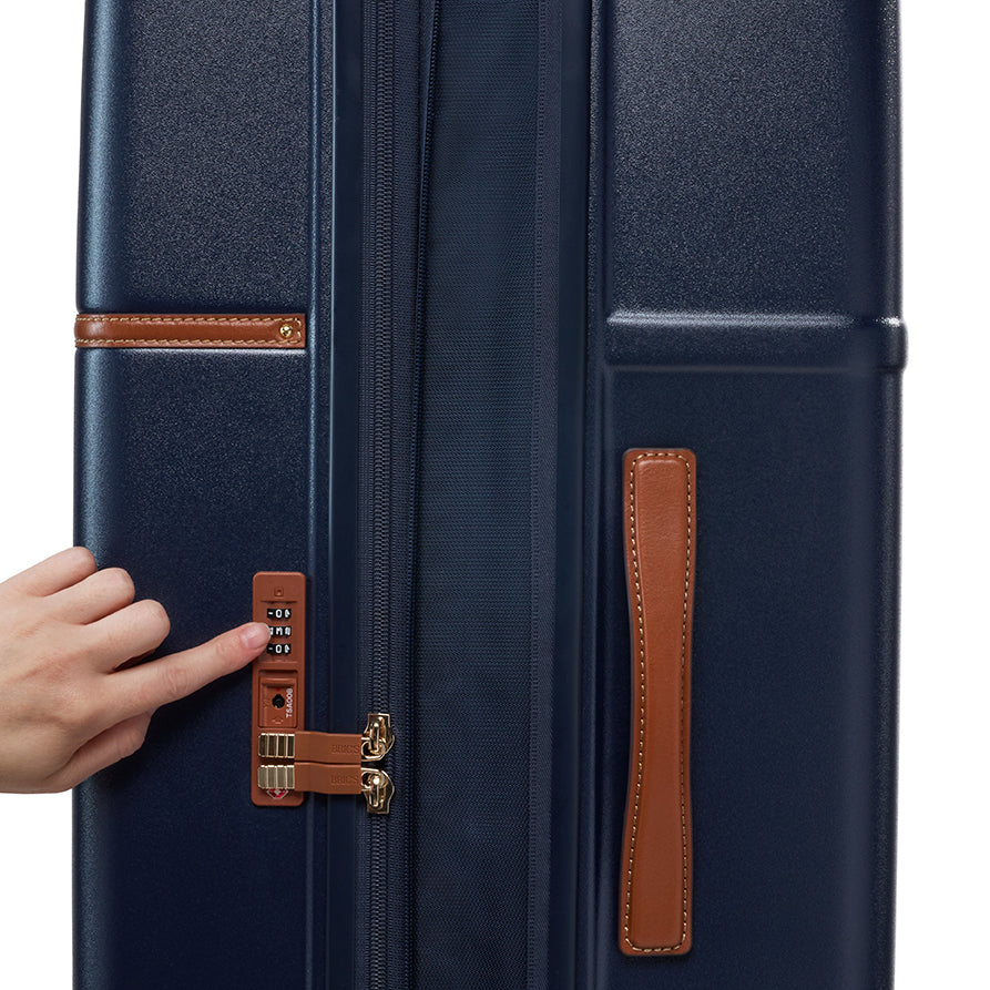 Bellagio Expandable Spinner Check In - Image 142