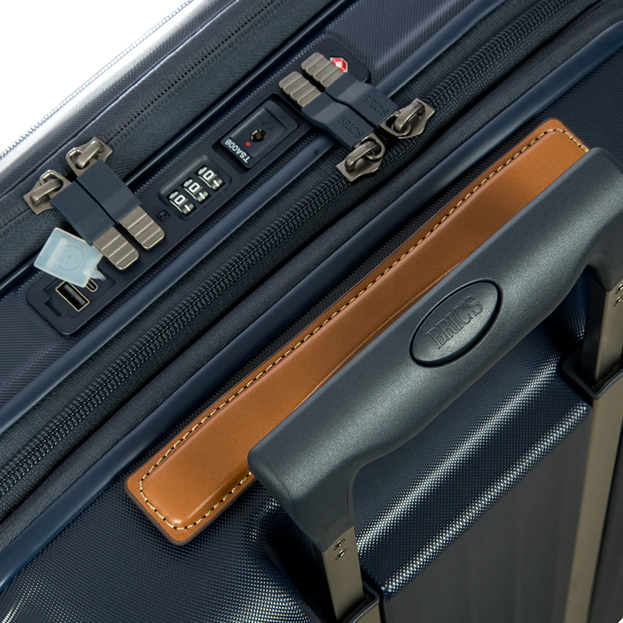 Taormina 21" Spinner w/Pocket Expandable Carry on - Image 21